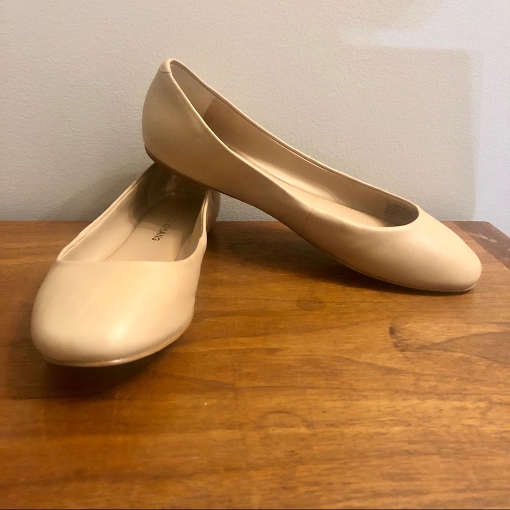 Arturo Chiang Nude Leather Ballet Flats